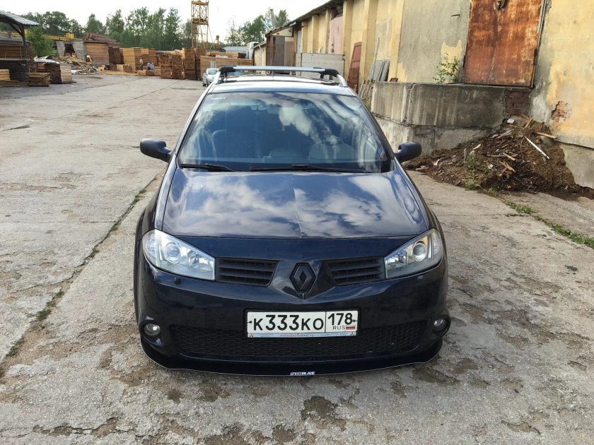 Сплиттер Рено Меган 2