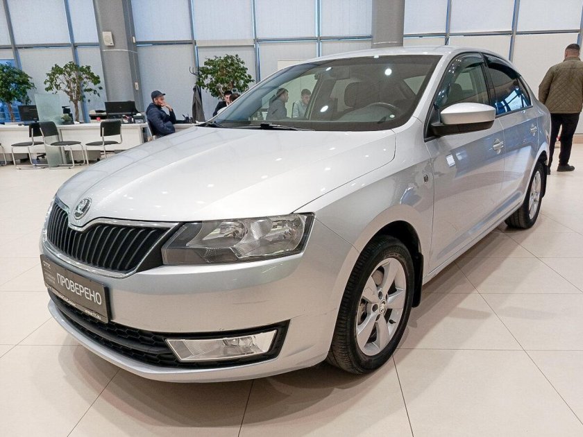Skoda rapid 1 6