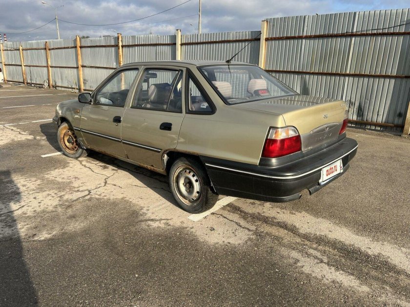 Дэу Нексия 2006 года