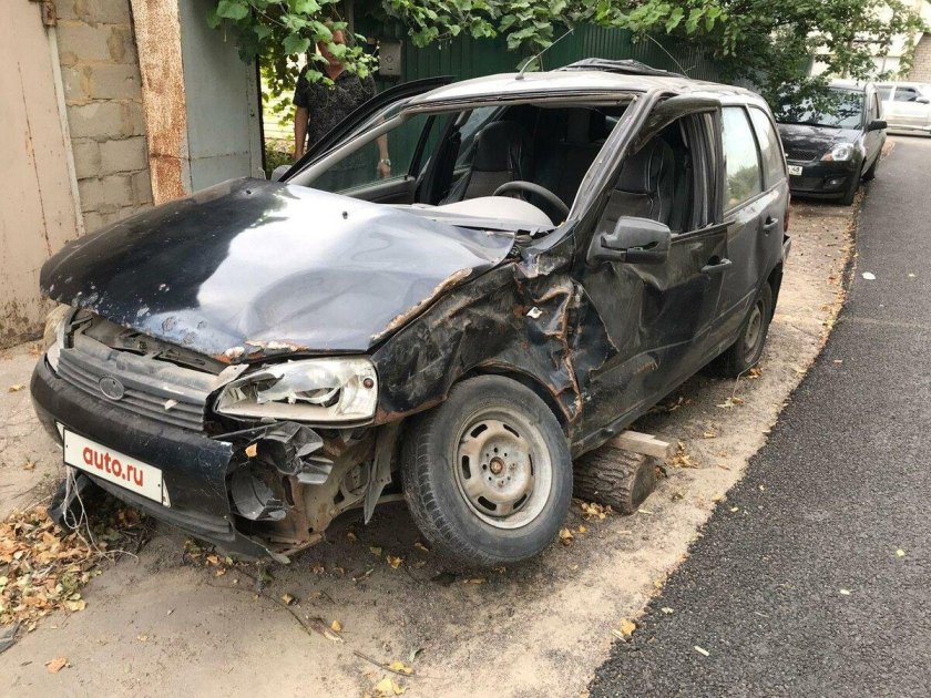 Лада калина 2 универсал битая