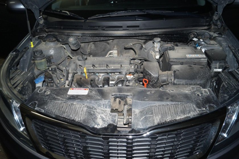 Подкапотное пространство Киа Рио 2