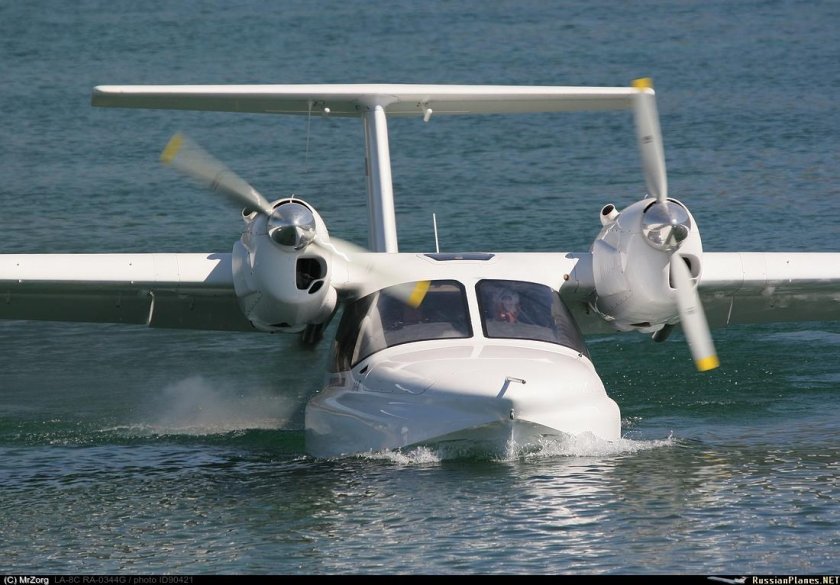 Самолёт-амфибия ла-8