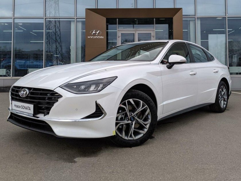 Hyundai Sonata 2020 белая