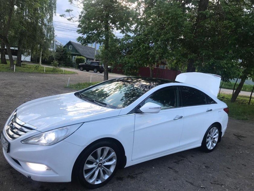 Хендай Соната 2011