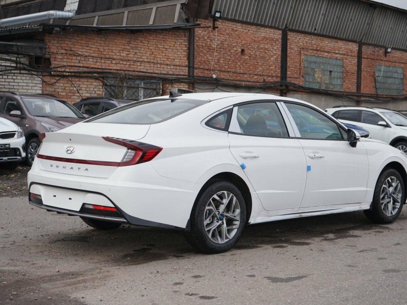 Hyundai Sonata 2020 белая