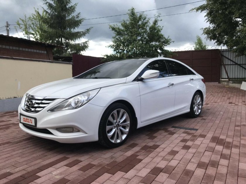 Hyundai Sonata 2011