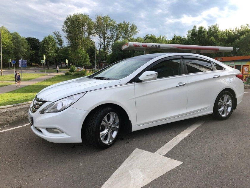 Hyundai Sonata YF 2011