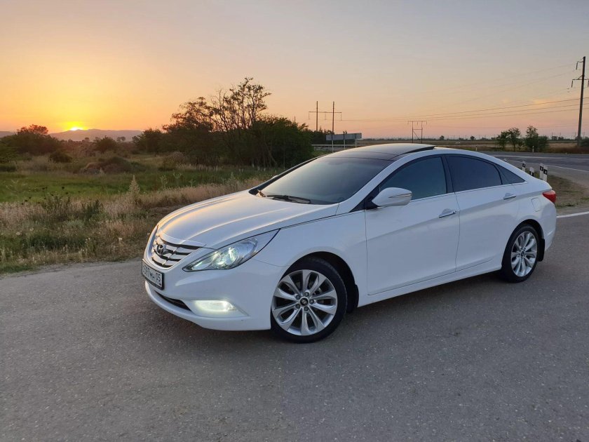 Hyundai Sonata 2012