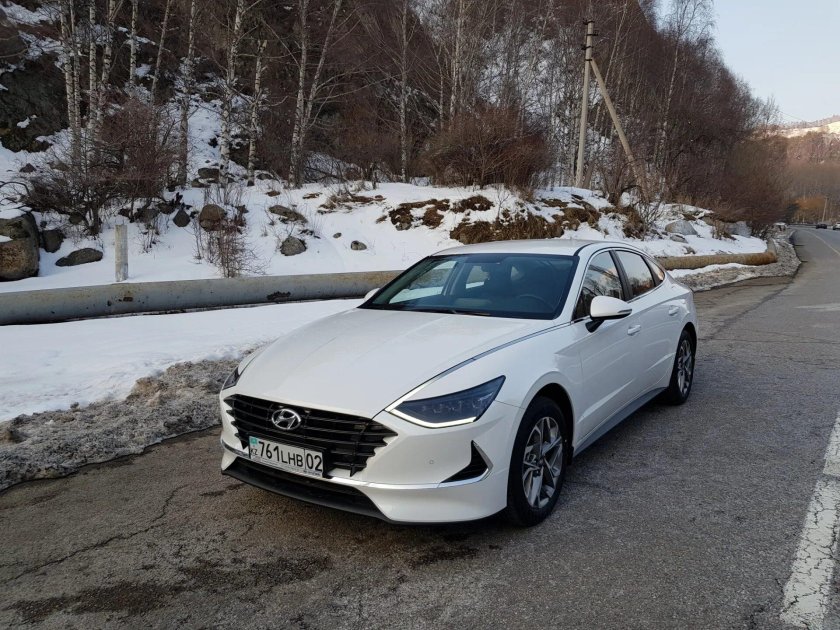 Hyundai Sonata 2021 белая
