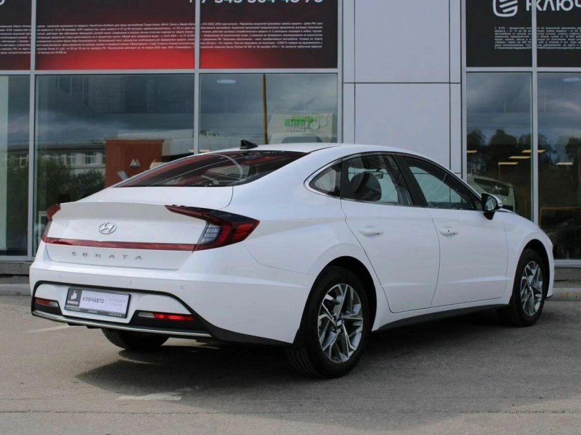 Хендай Соната 2023 новый белая