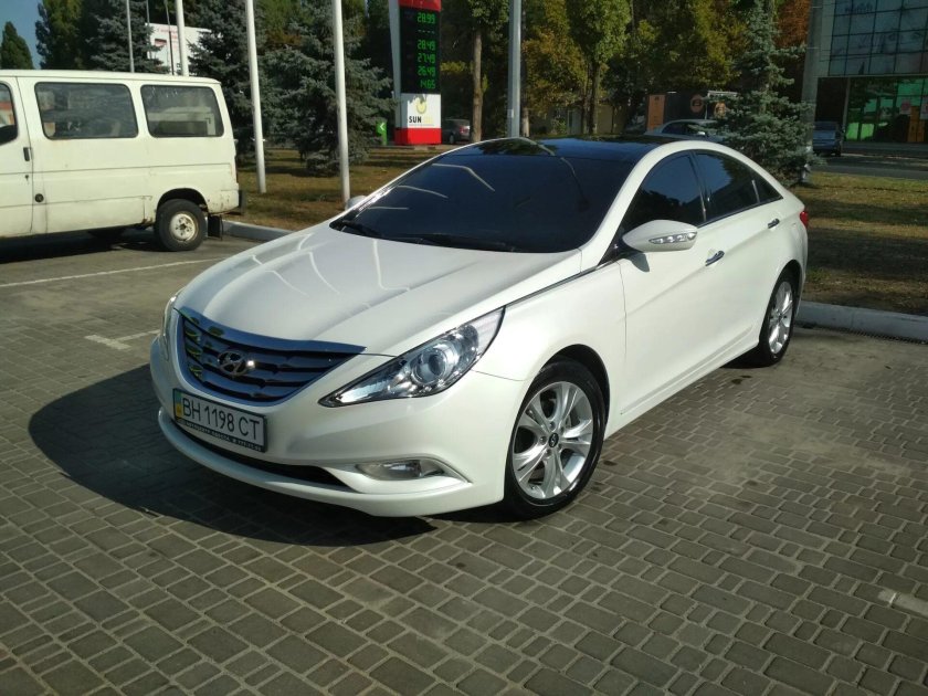 Hyundai Sonata 6