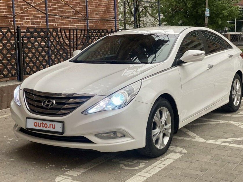 Hyundai Sonata 2012