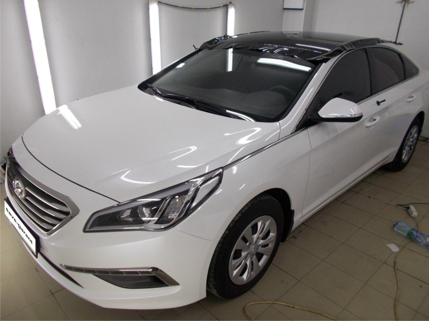 Hyundai Sonata 2012 белая панорамная крыша