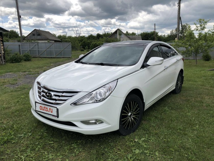 Hyundai Sonata 2011