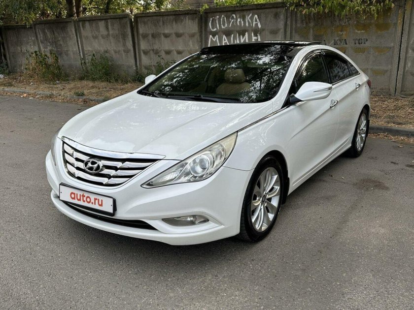 Hyundai Sonata 2010