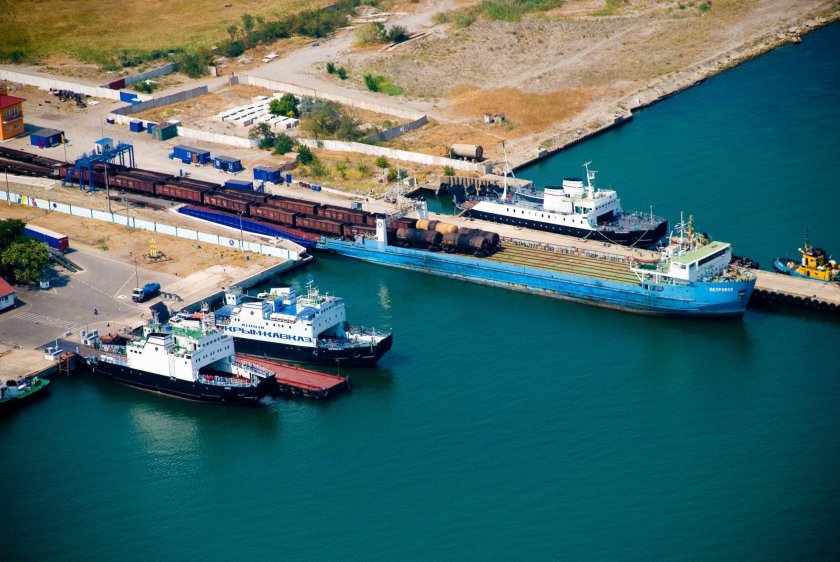 Паромная переправа Керчь паром