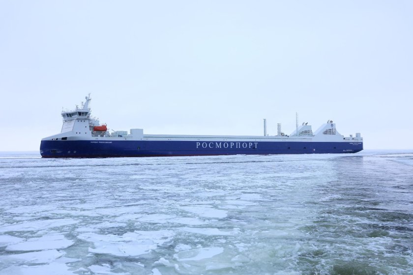 Паром Маршал Рокоссовский Усть-Луга