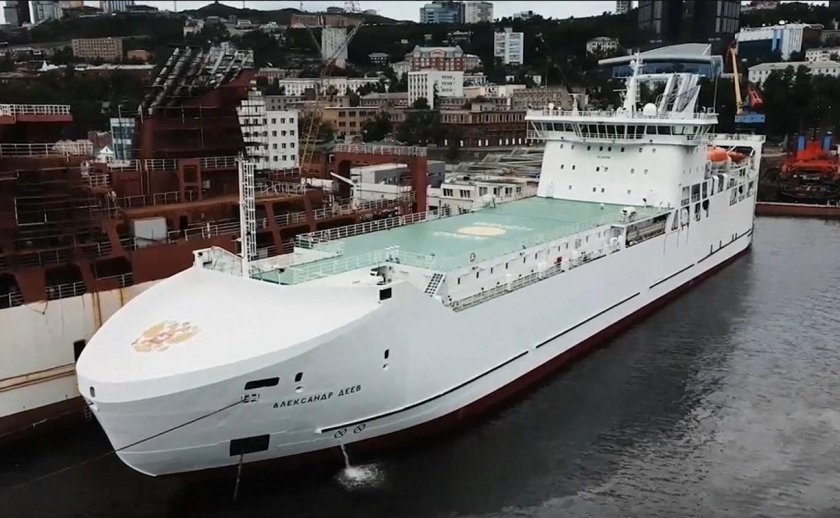 Паром Александр Деев