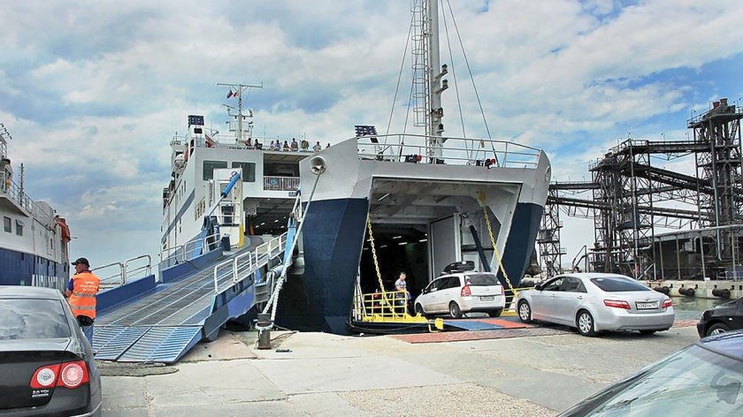 Порт Кавказ паромная переправа