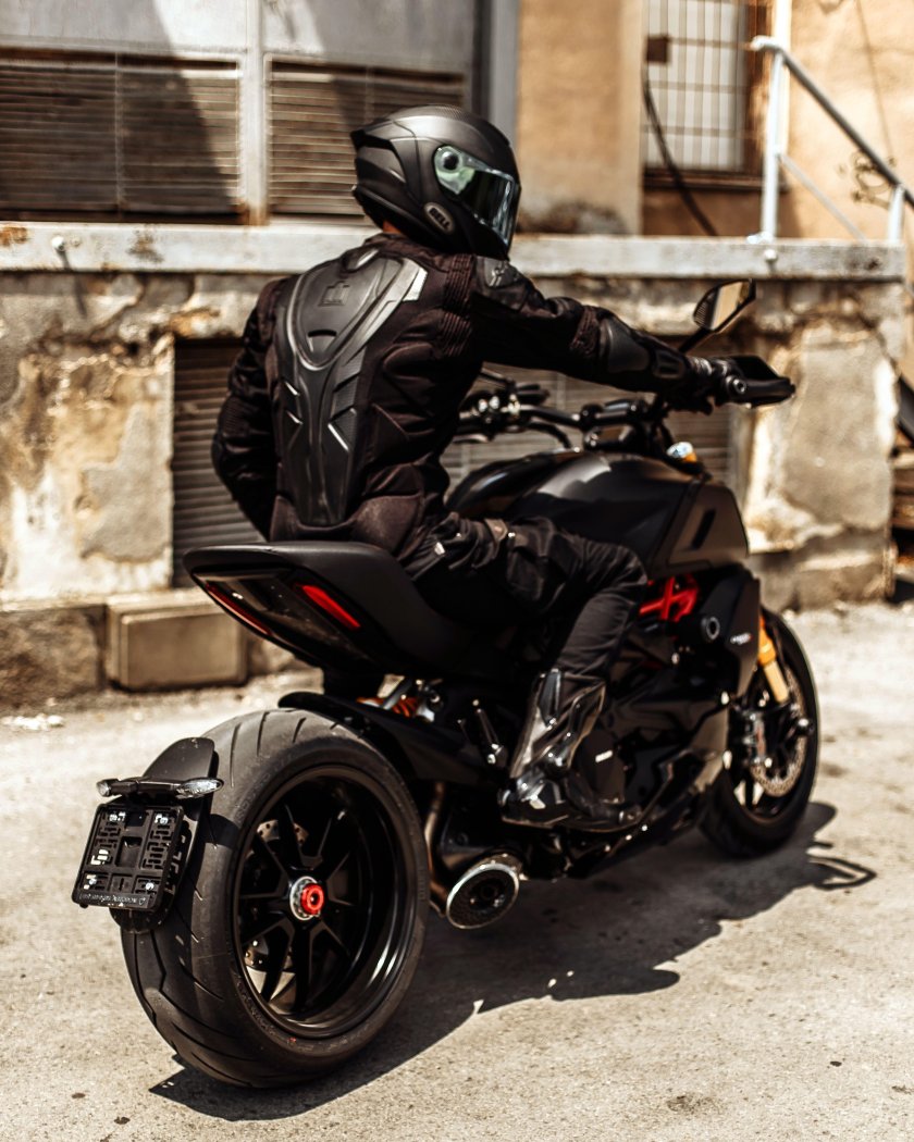 Ducati diavel 1260 s