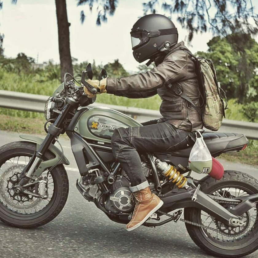Cafe racer мотоцикл