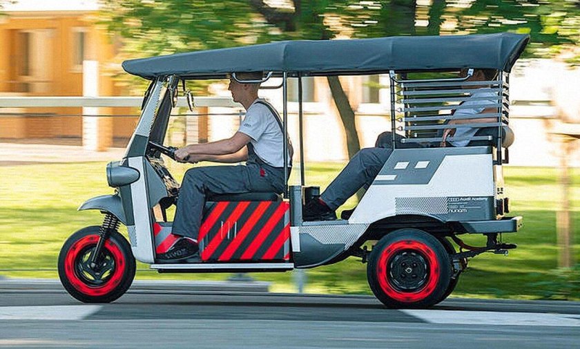 Моторикша тук-тук