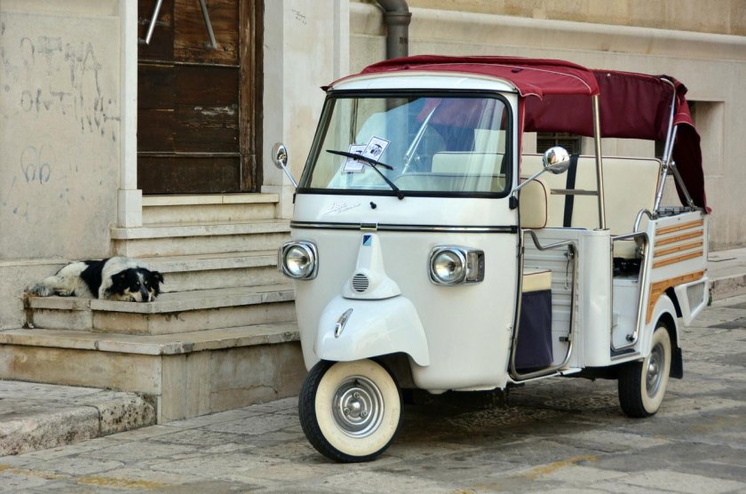 Рикша тук тук