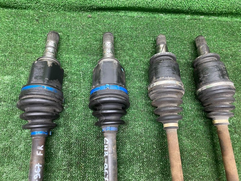 Привод тойота виш zne10