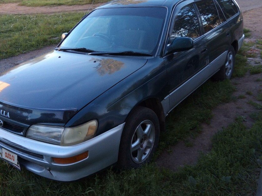 Toyota Corolla VII (e100) 1.5 MT (97 Л.С.) бензин мех
