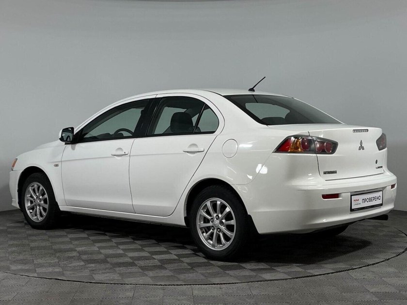 Mitsubishi Lancer 2011