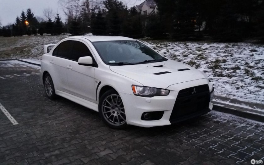 Mitsubishi Lancer Evolution 10