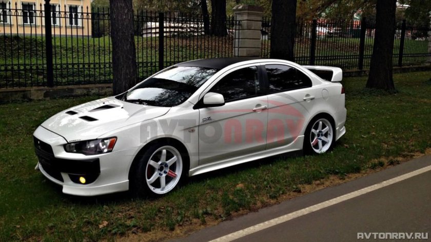 Mitsubishi Lancer 10