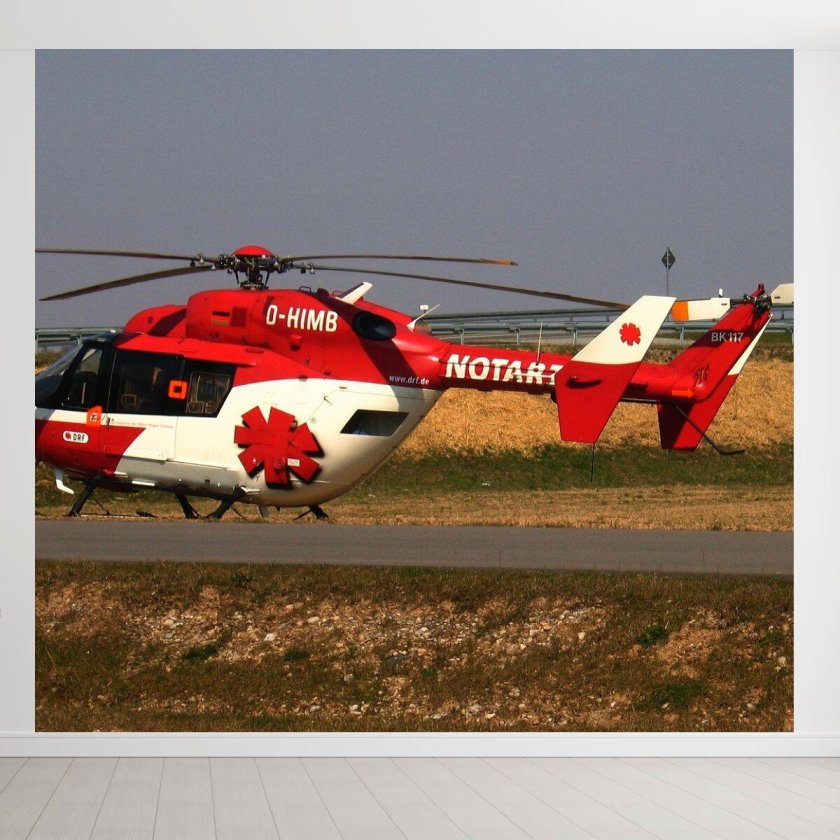 Красно белый вертолет