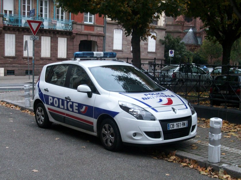 Peugeot Police 2000