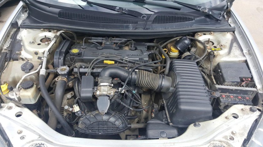 Додж стратус 2 4