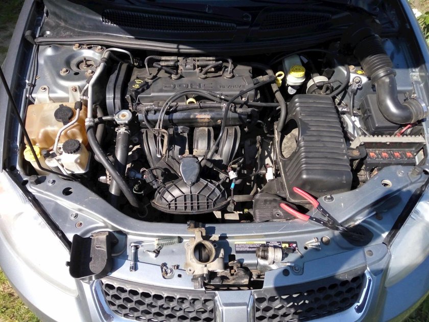 Додж стратус 2 4