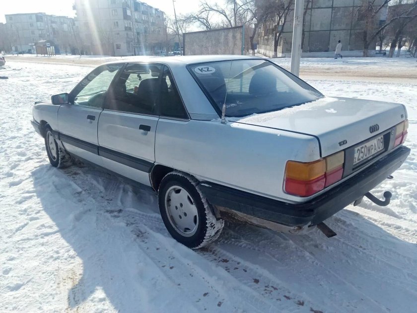 Audi 100 1990