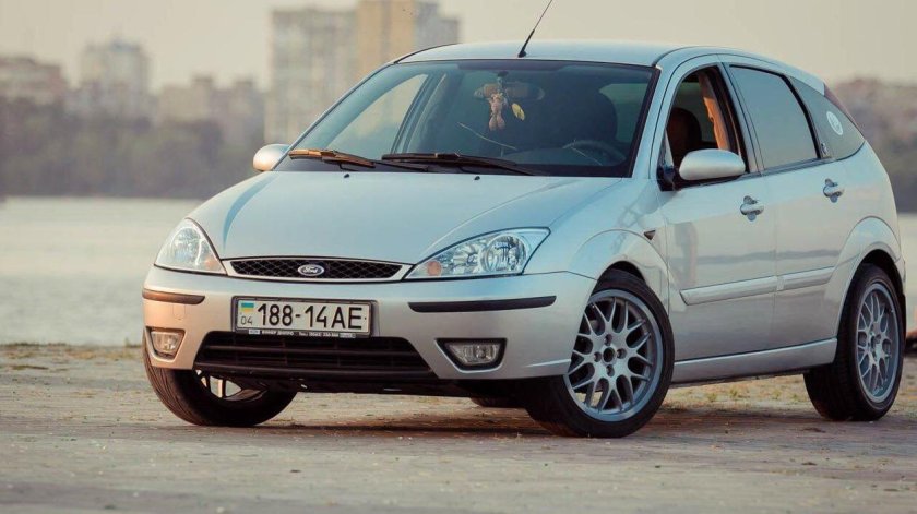 Ford focus 2002 хэтчбек