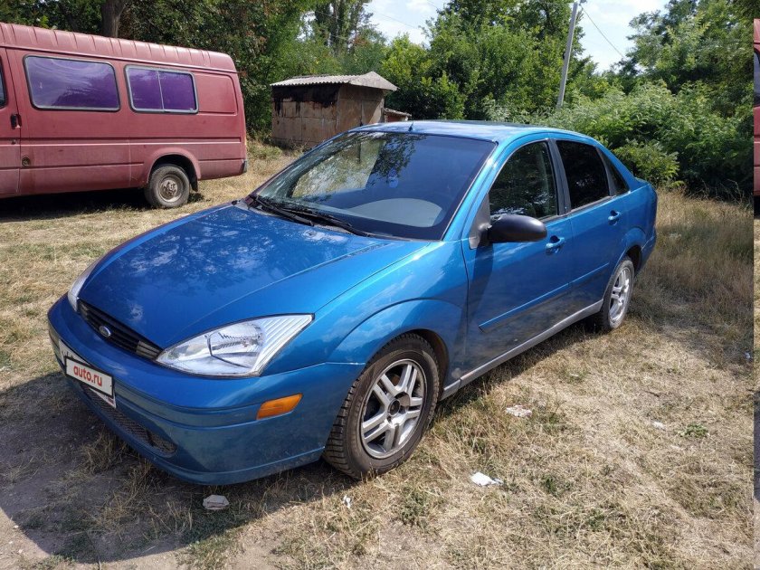 Форд фокус 1 седан американец