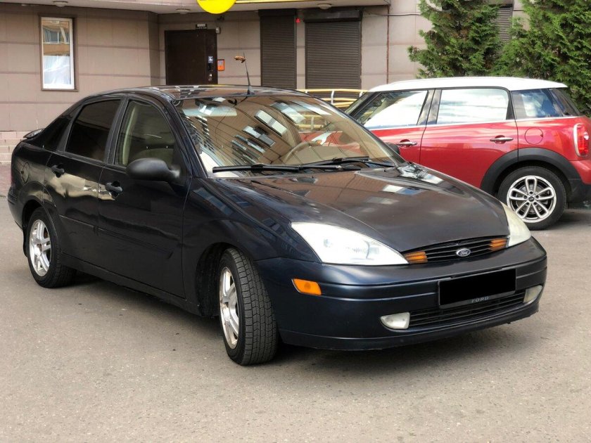 Форд фокус 1 седан 2001