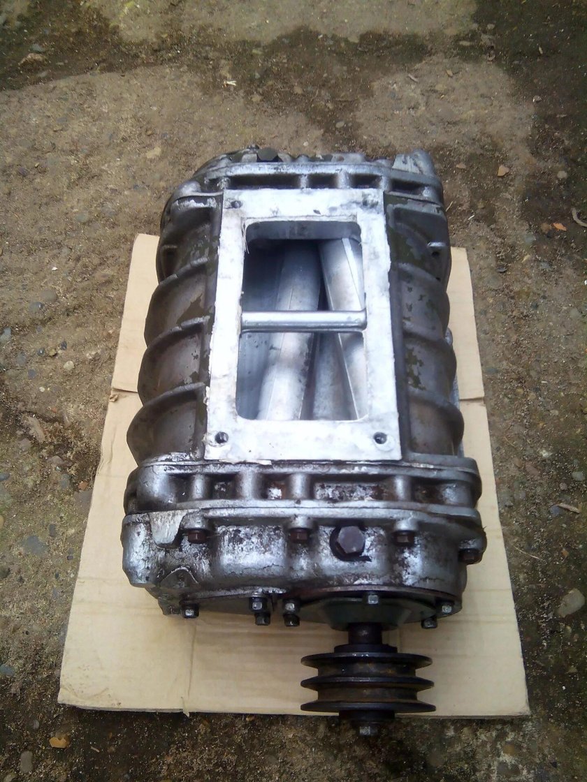 ЯАЗ 204 компрессор