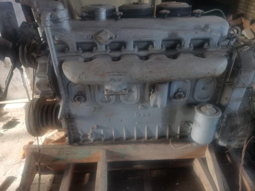 ЯАЗ 206 двигатель