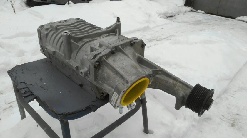 ЯАЗ 204 нагнетатель