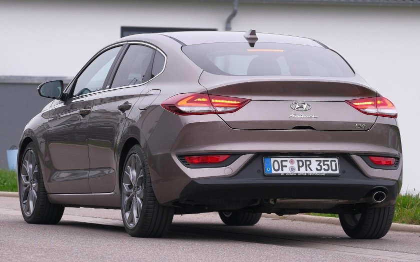 Hyundai i30 Fastback trocolor