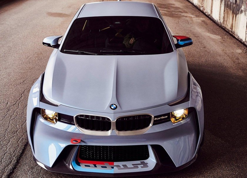 Bmw 2002 hommage