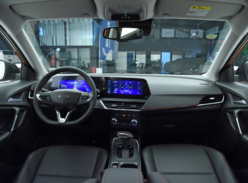 Шевроле трекер 2022