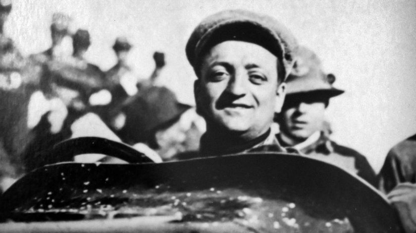 Гонщик Энцо Феррари