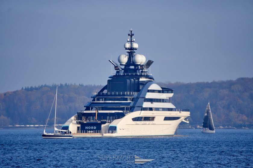 Яхта Lurssen