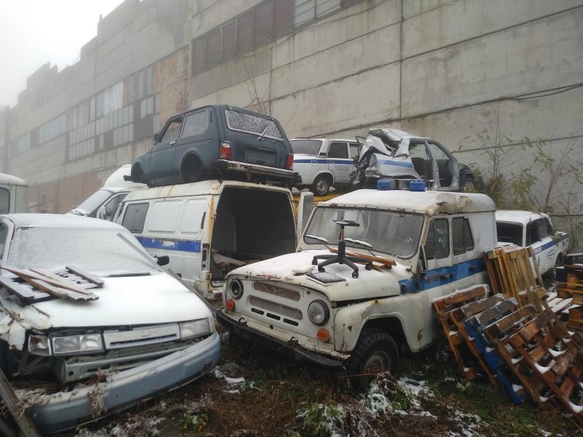 Кладбище полицейских машин в Ставрополе