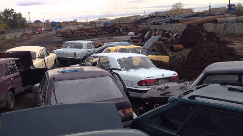 Автокладбище в России